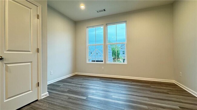 Building Photo - 2278 Whistler Wy NE