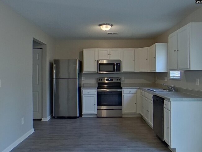 Building Photo - 134 Cottage Lake Way