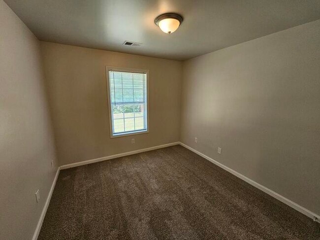 Building Photo - 4316 Notting Hill Dr SW