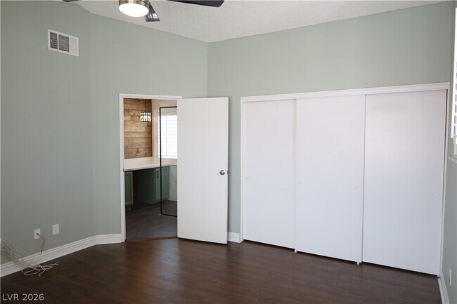 Building Photo - 9417 Shellfish Ct