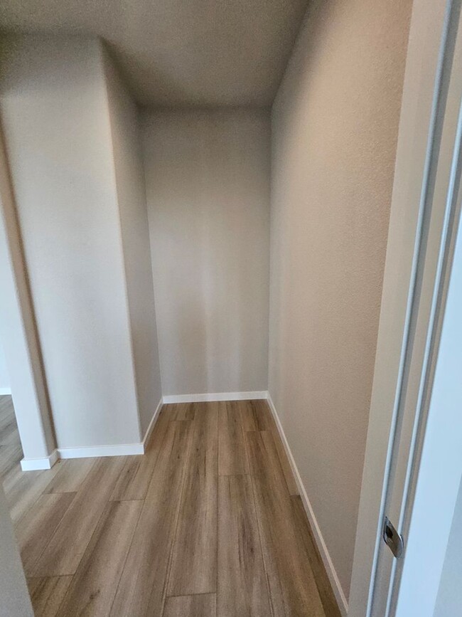 Building Photo - BRAND NEW BUILT HOME!!! 3 BEDROOM 2 BATH