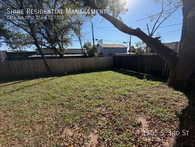 Building Photo - 1505 S 3rd St