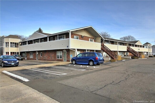 Building Photo - 157.5 Kings Hwy