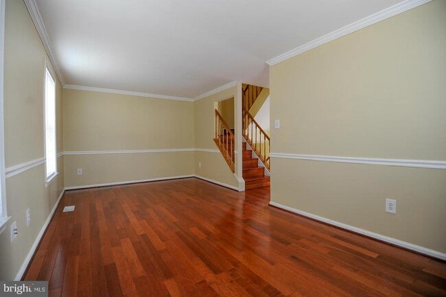 Building Photo - 6627 Briarleigh Way