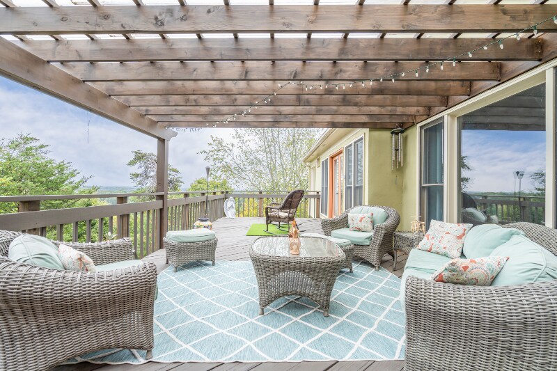 Building Photo - 4548 High Rock Terrace