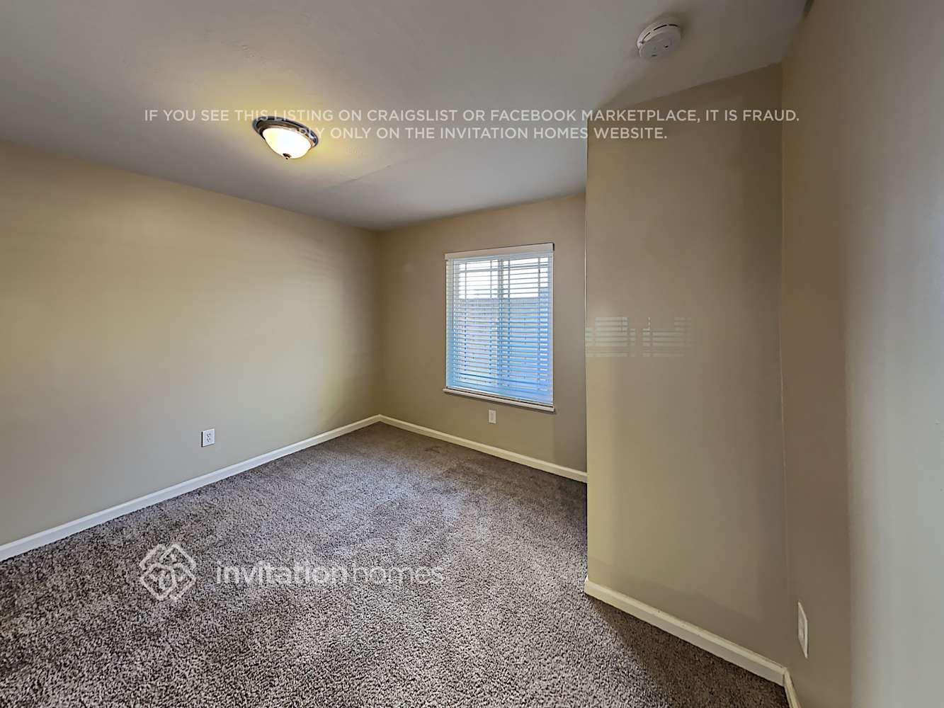 Building Photo - 23525 Arlen Dr
