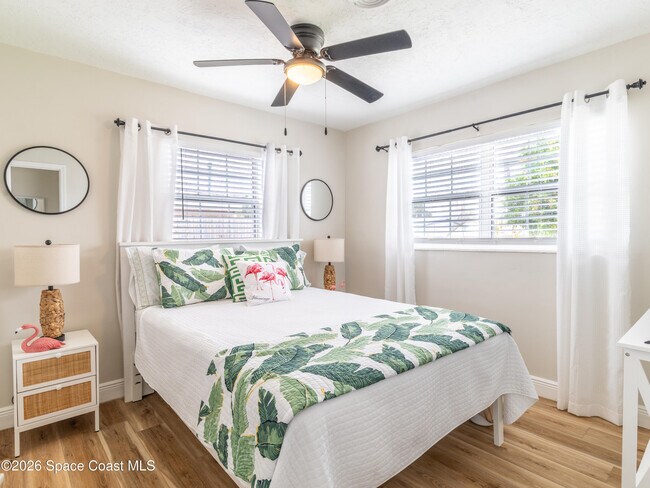 Building Photo - 135 Melaleuca Dr