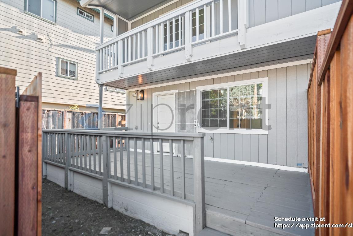 Building Photo - 29215 Dixon St