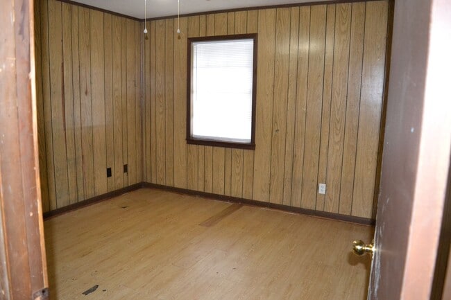 Building Photo - 816 Gilmore St