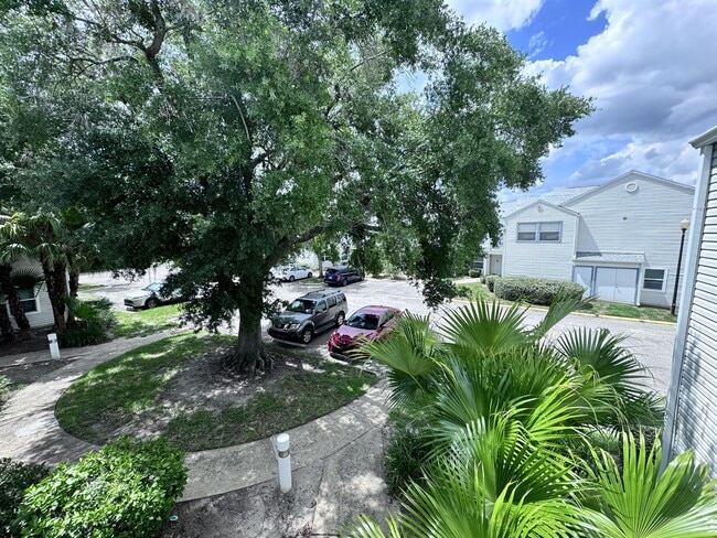 Building Photo - 2544 Woodgate Blvd