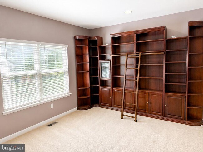 Building Photo - 6006 Joseph Scott Dr
