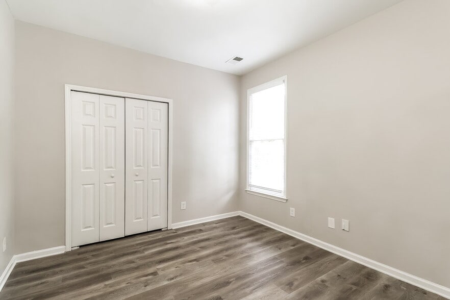 Building Photo - 3632 Arklow Rd