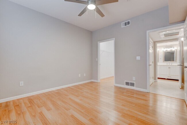 Building Photo - 6650 W Warm Springs Rd