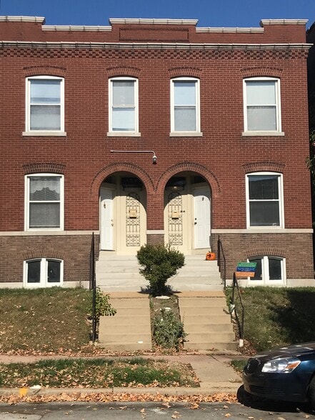 Primary Photo - 4545 Oakland Ave