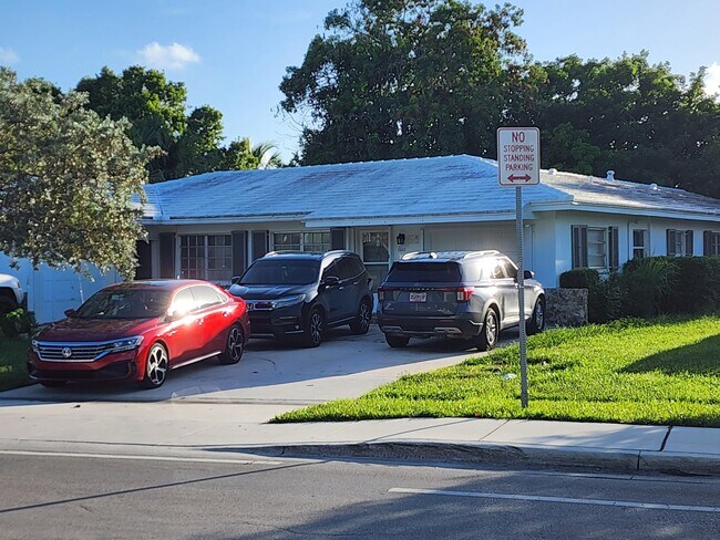 Building Photo - 3560 NW 110th Ave