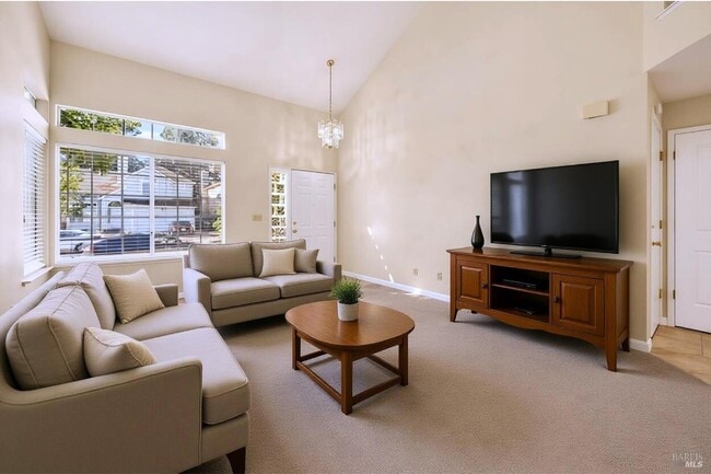 Building Photo - 206 Bridgewater Cir