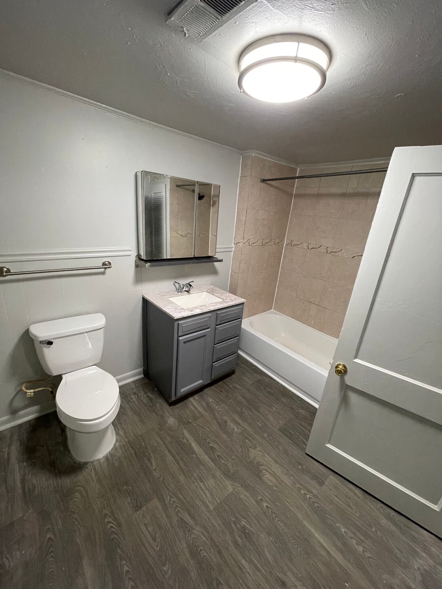 Building Photo - 702 Todds Ln