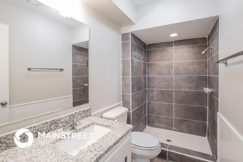 Building Photo - 16 SW 65th St