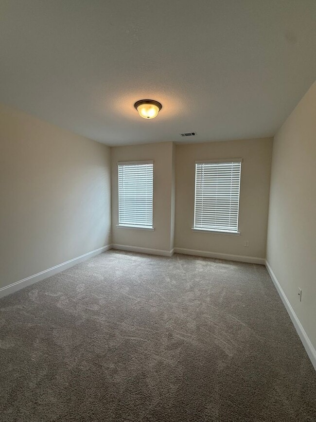 Building Photo - 118 boundary hall way