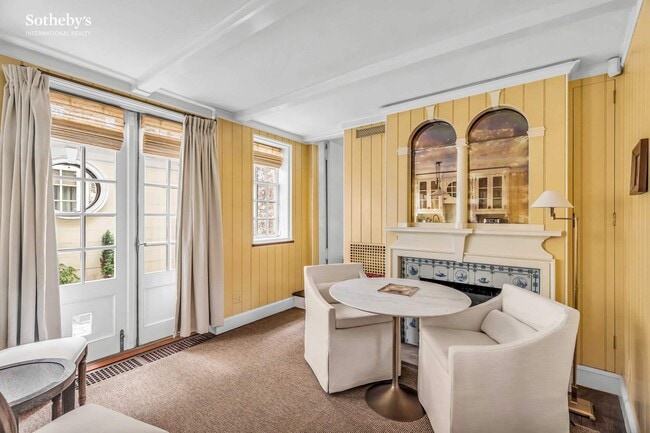 Building Photo - 183-185 W 4th St