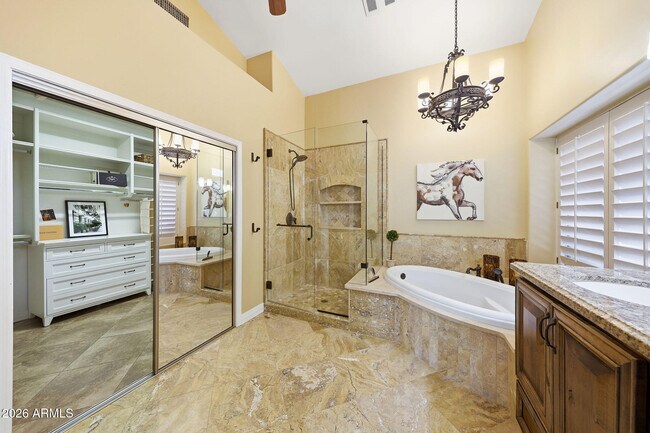 Building Photo - 7642 E Hartford Dr