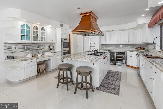 Building Photo - 1322 Commissioners Rd