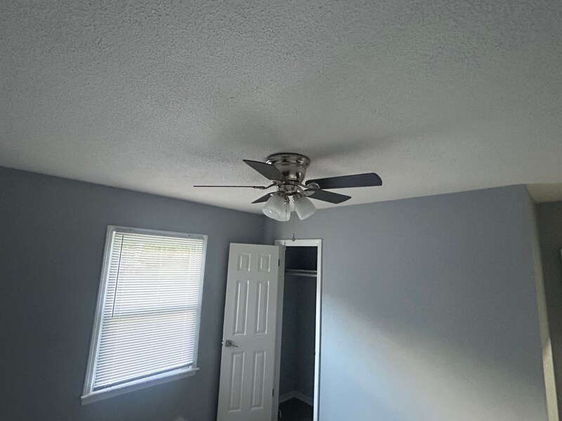 Building Photo - 606 Kilborne Dr