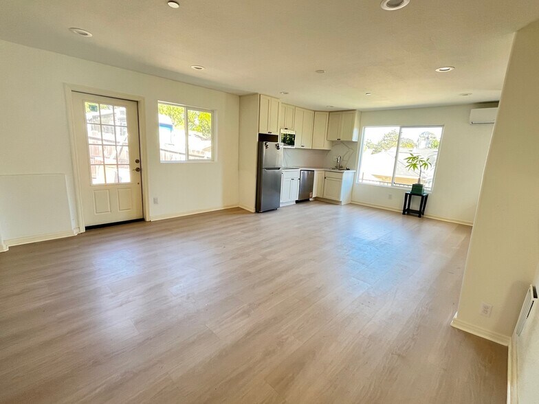 Building Photo - 2776 Sydney Way
