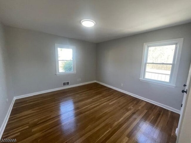 Building Photo - 752 Layton Dr