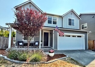 Building Photo - 740 SE Nordmann Lp