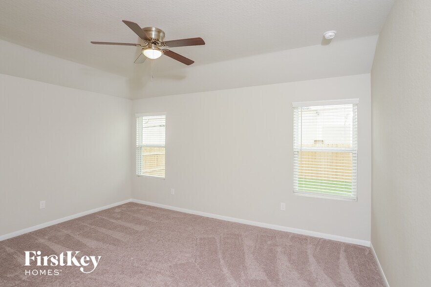 Building Photo - 1810 Morse Way