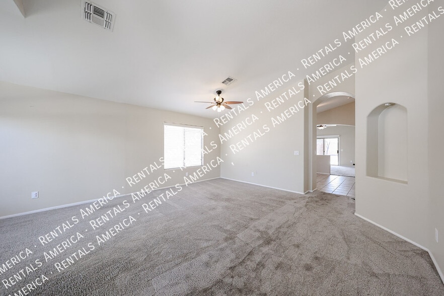Building Photo - 42635 Colby Dr