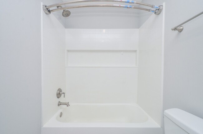 Building Photo - 2103 Winged Foot Dr
