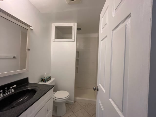 Building Photo - 220 S Manitou Ave