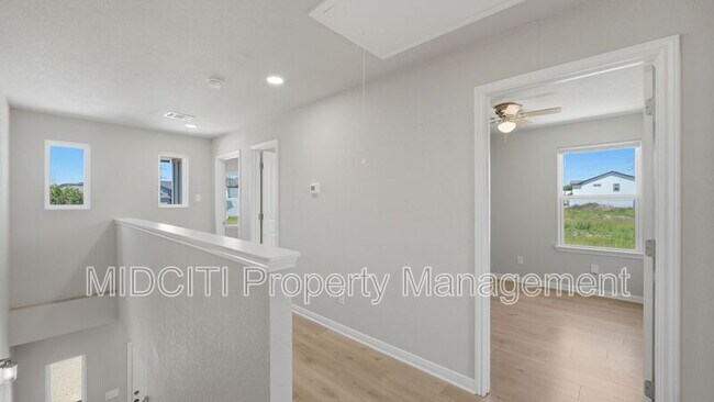Building Photo - 7210 John Palmer Dr
