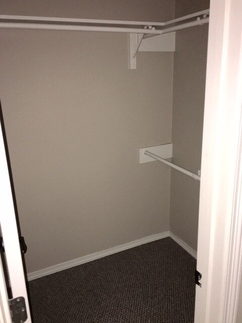 Building Photo - 1403 W Fig Ave