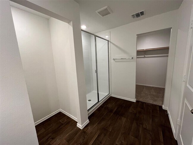 Building Photo - 15016 Welsh Cob Rd