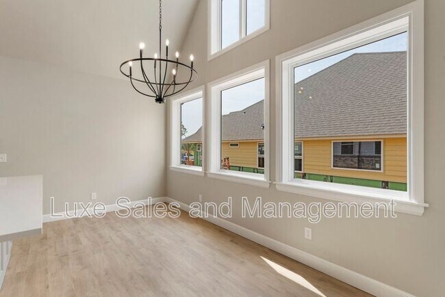 Building Photo - 4136 Abbey Pk Dr