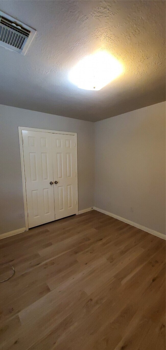 Building Photo - 16331 Woma Ct