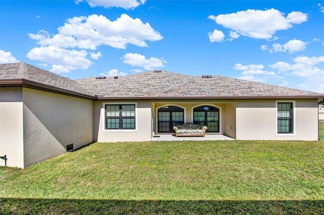 Building Photo - 6028 Sundown Dr