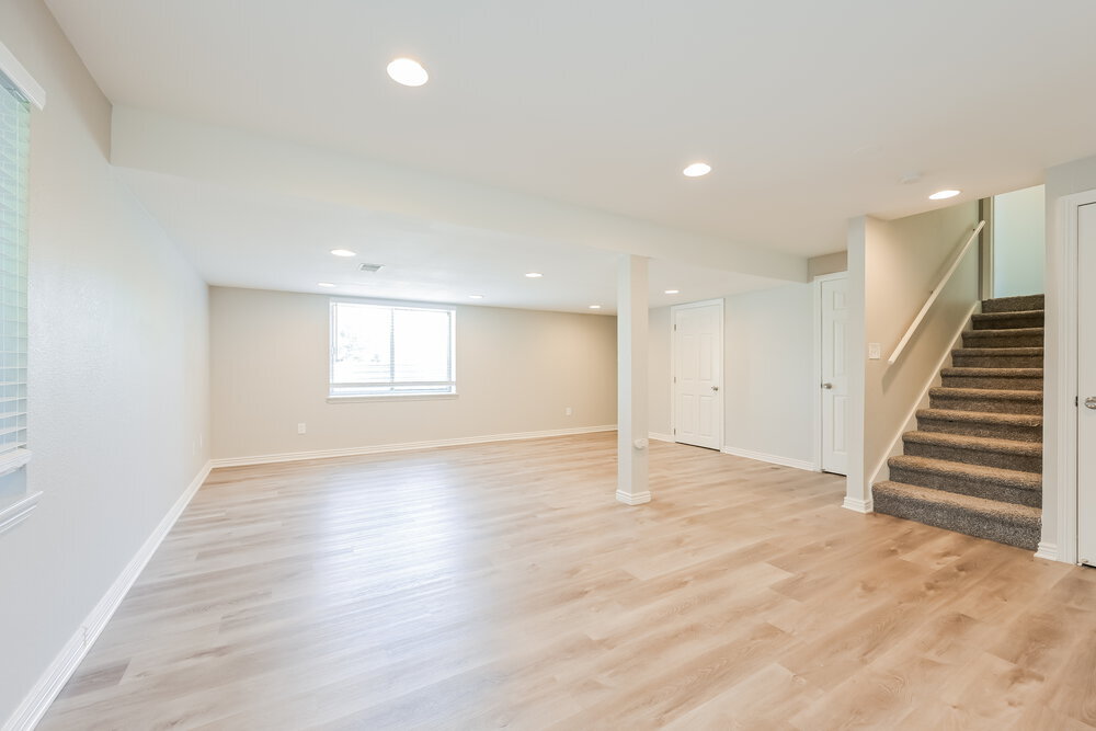 Building Photo - 5800 S Rock Creek Dr