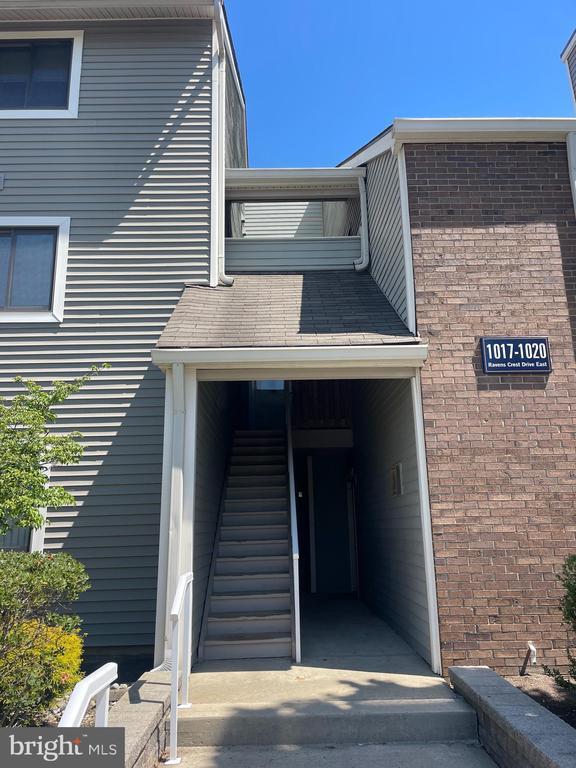 Building Photo - 1019 Ravens Crest Dr