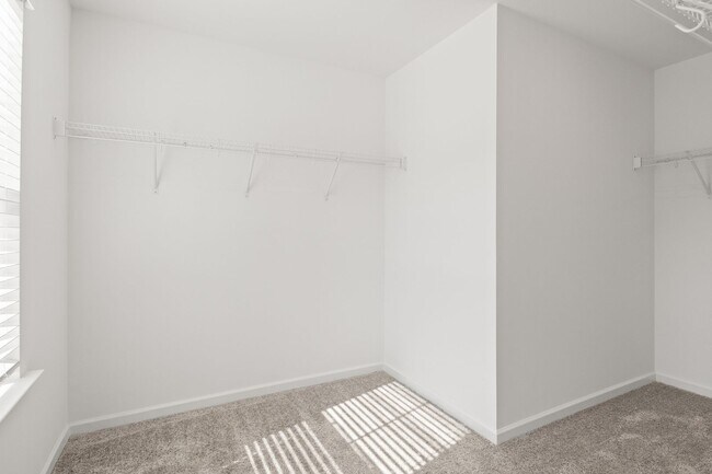 Building Photo - 3 Bed 2.5 Bath Townhome at Cambrey Crossing.