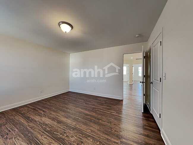 Building Photo - 4869 Chutney Dr