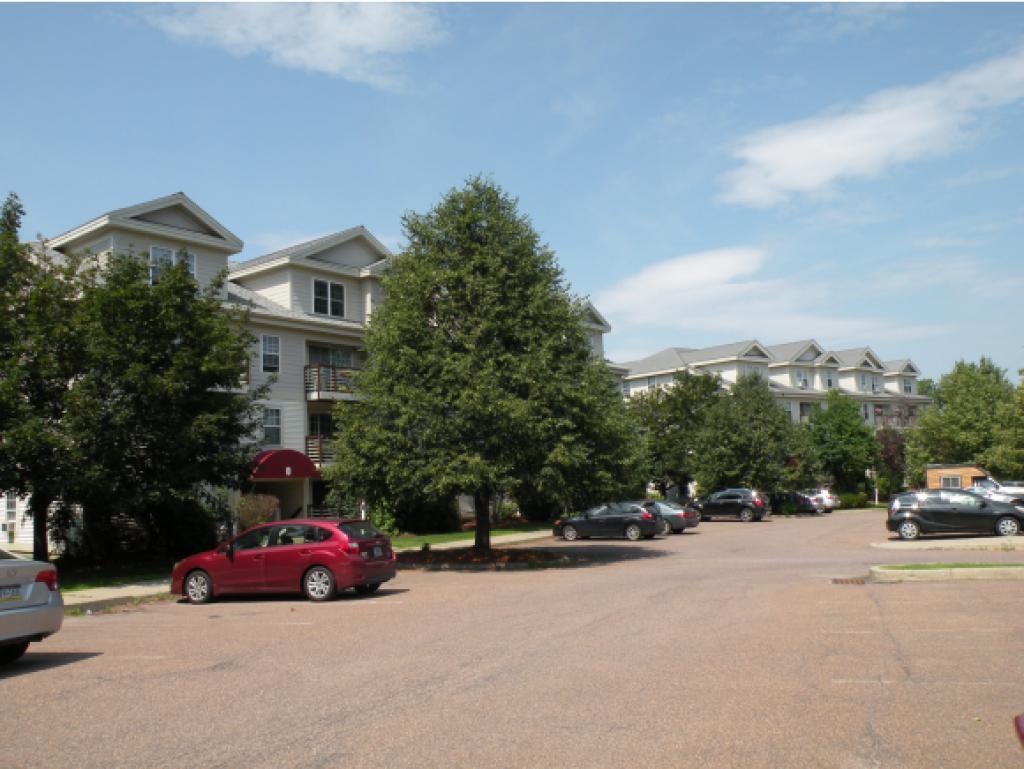Visitor Parking - 372 Hildred Dr