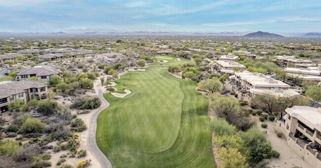 Building Photo - 10260 E White Feather Ln