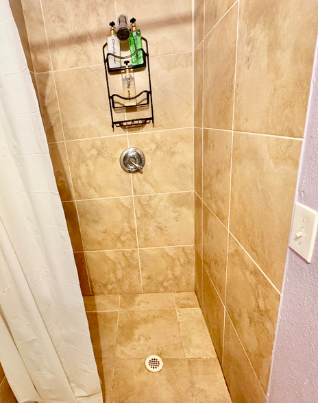 Building Photo - 5333 Longridge Ave