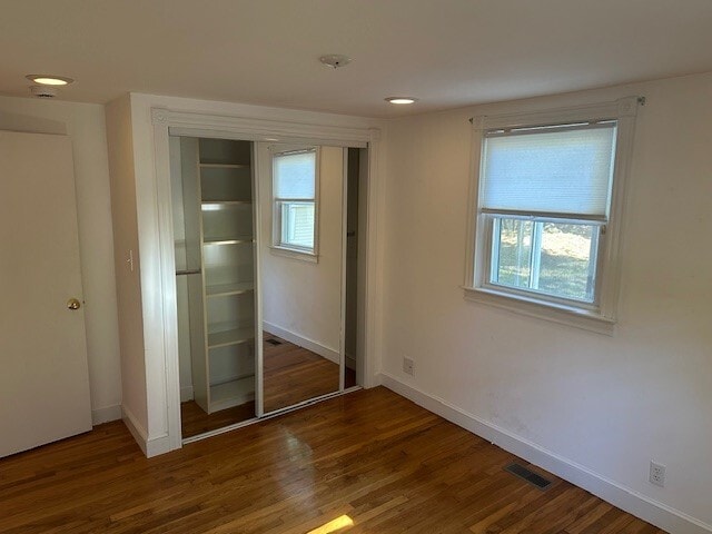 Building Photo - 25 Mountain Rd