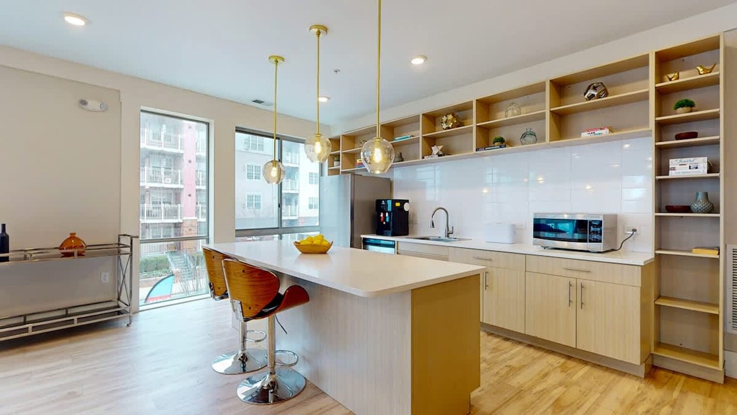 Building Photo - 545 Bedford St