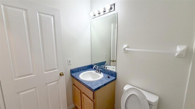 Building Photo - 203 Madison Cir